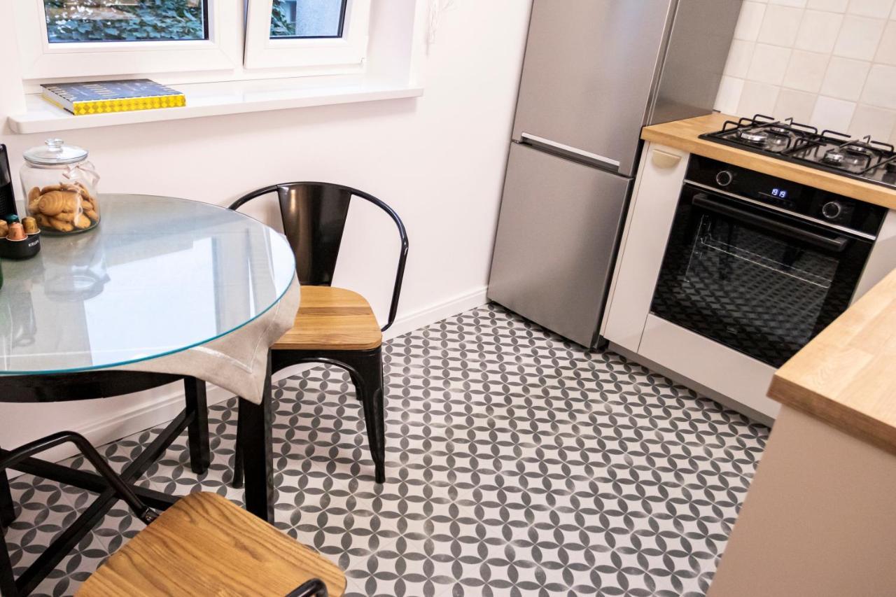 وارسو Apartament Przy Metrze Wierzbno Z Nuta Vintage المظهر الخارجي الصورة